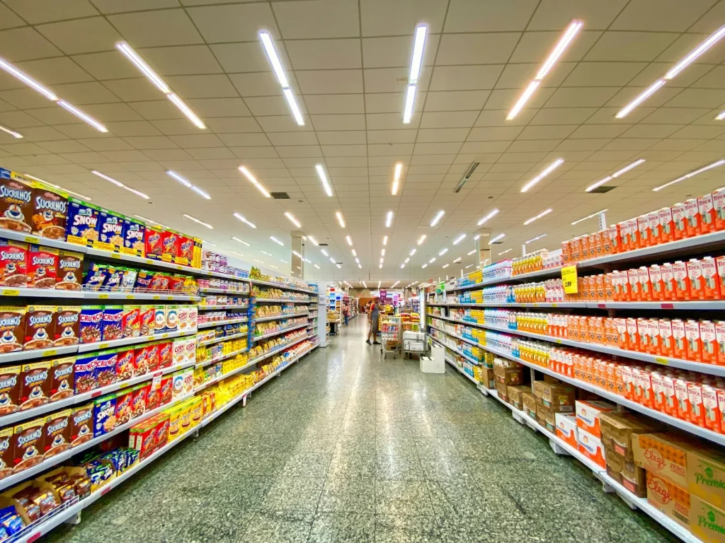 interior de loja de conveniência